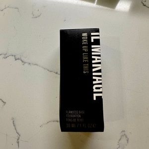 NIB IL MAKIAGE Woke Up Like This foundation